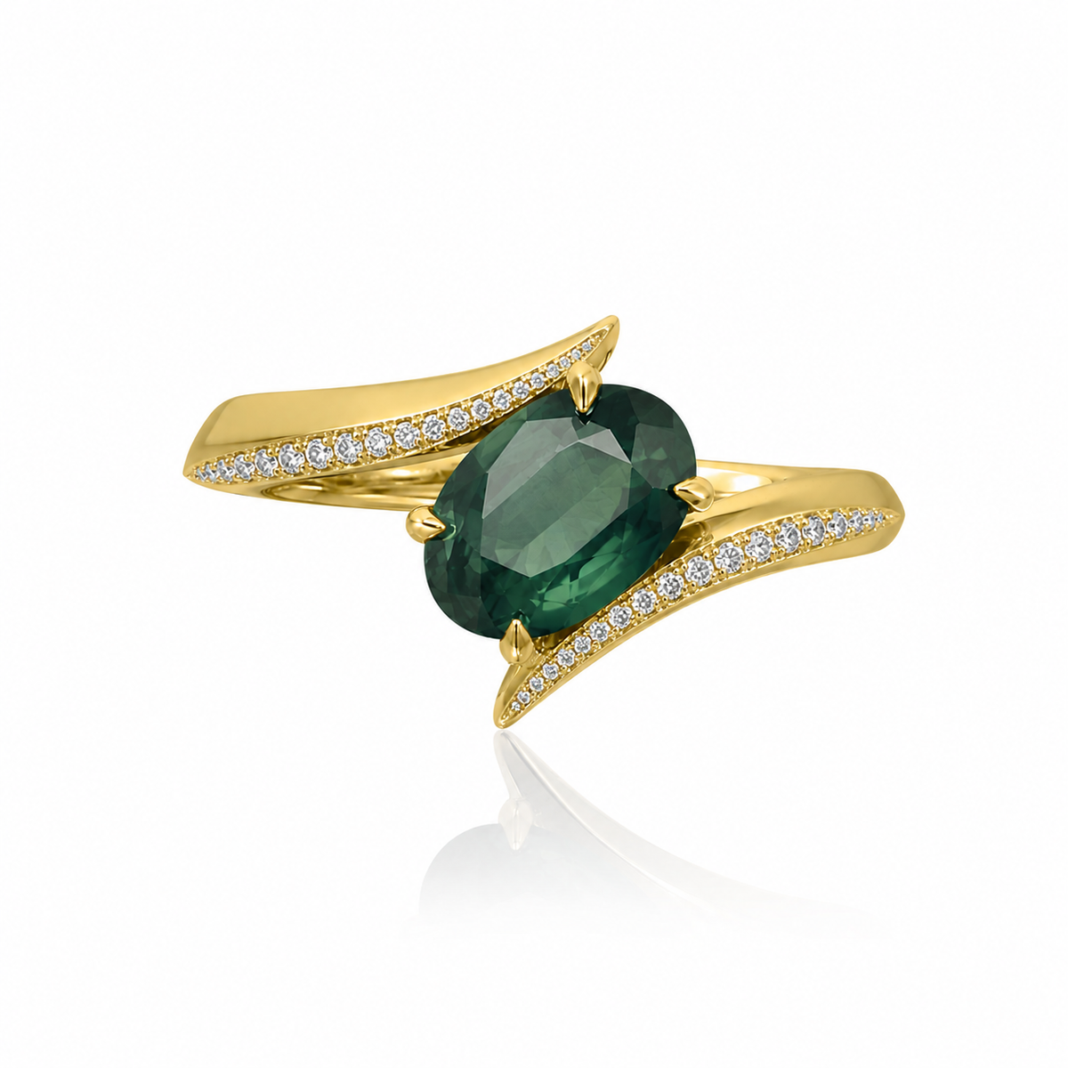 emerald oval ring
